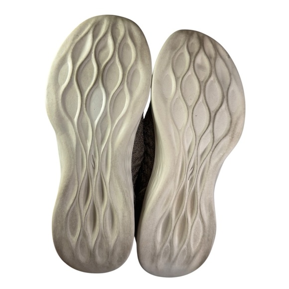 Skechers you define devotion slip on yoga mat Taupe shimmer sneakers womens 7 - Picture 11 of 11